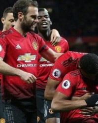  佛罗伦萨队长重伤缺阵，球队防线遭遇考验  