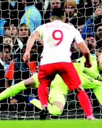  摩纳哥青春风暴席卷赛场，客场大胜攀升积分榜