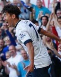  热刺核心孙兴慜梅开二度率队登顶