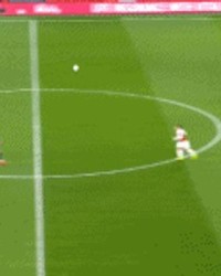  杜塞尔多夫定位球建功，角球配合敲开胜利之门取三分