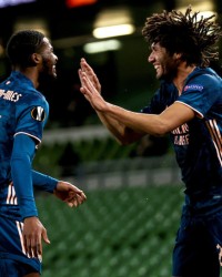  阿森纳刷新队史纪录，连续27场不败问鼎半程冠军  