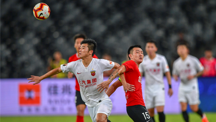  柏林联合黑马姿态尽显，升班马搅乱联赛格局  