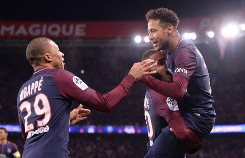  摩纳哥新援首秀破门，法甲豪门延续不败金身